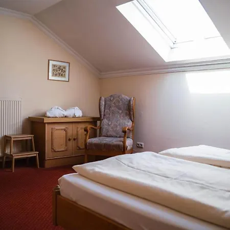 Appartement Geraeumiges In *