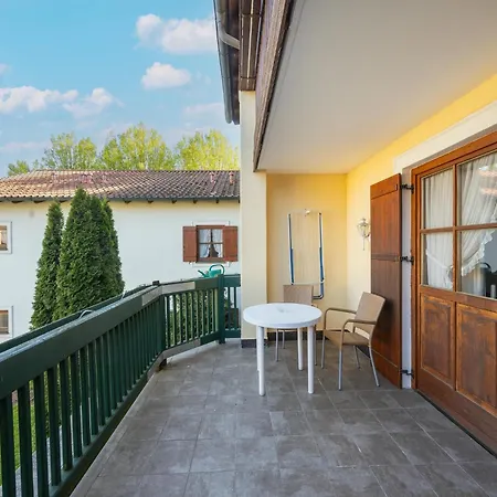 Appartement Geraeumiges In
