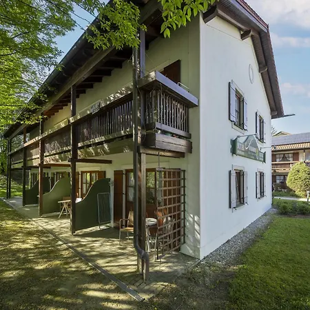 Appartement Geraeumiges In Bad Birnbach